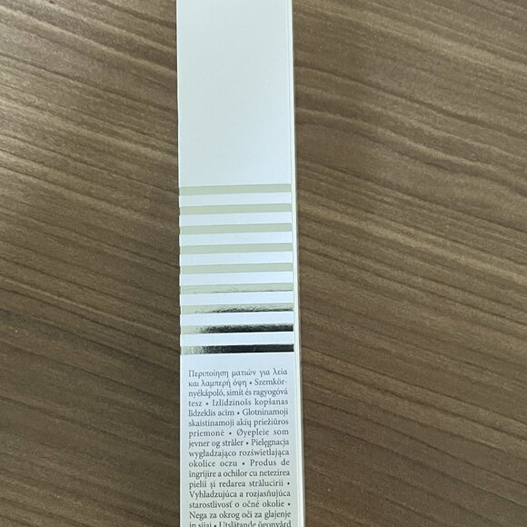 Sisley Black Rose Eye Contour Fluid, 14ml - Picture 3 of 8